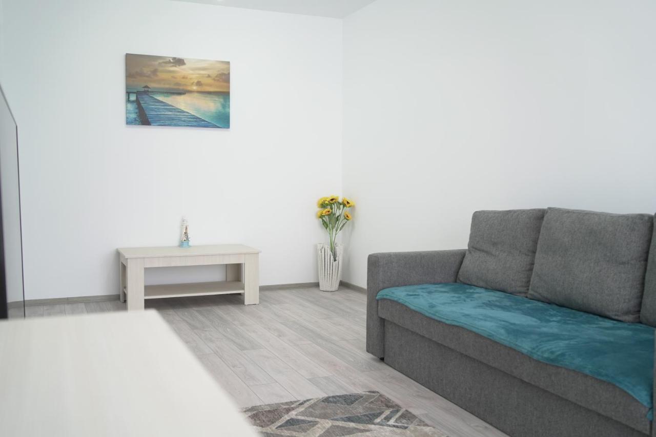 Peace House Apartment Oradea Bagian luar foto