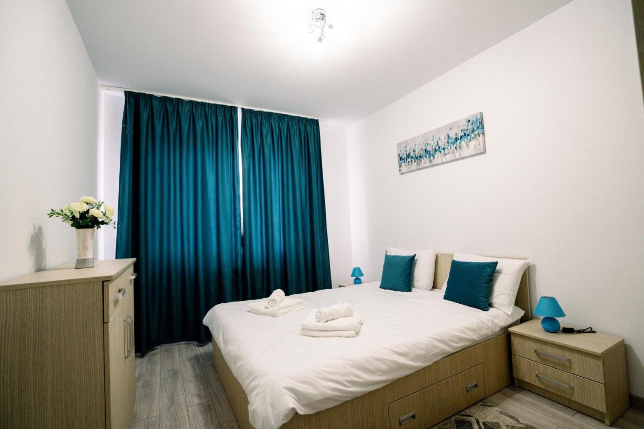 Peace House Apartment Oradea Bagian luar foto